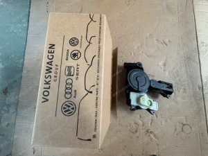 f7f648e4a8652593bbbe64a6e6877b5