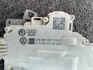 1e4e8717fccdc1ce7ff4489fbea6ea2