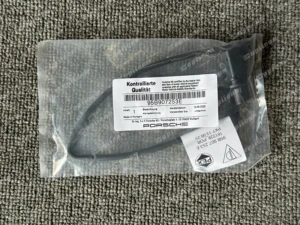 8093447e201e18305a19b683527c7c1