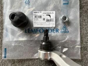 471ca1b5fe15810bf5ae8738335cd4e