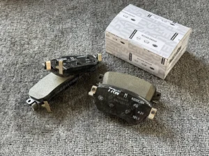 0396268116a40e3565bbefd445c70c1