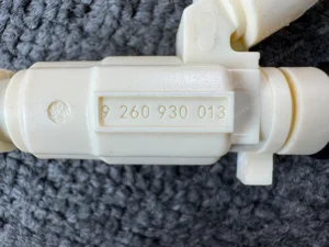 528f25269014b14614da3cf233c370f